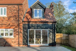 Photo 14- click for photo gallery